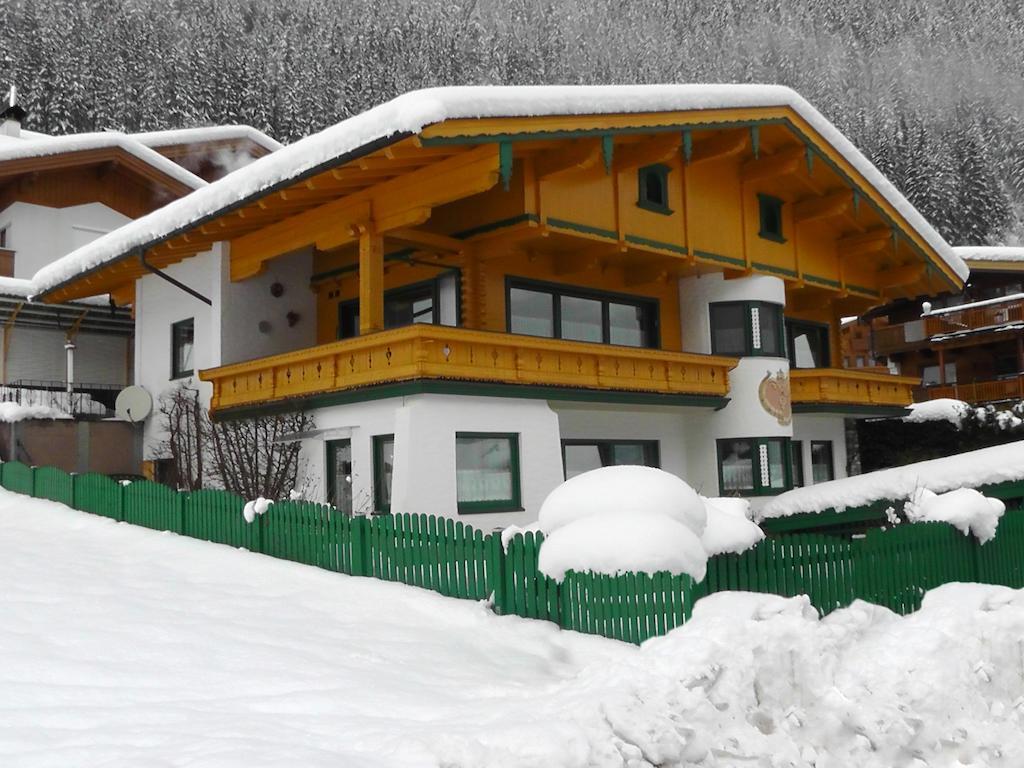 Appartementhaus Zillertal By Piaunddirk فينكنبرغ المظهر الخارجي الصورة